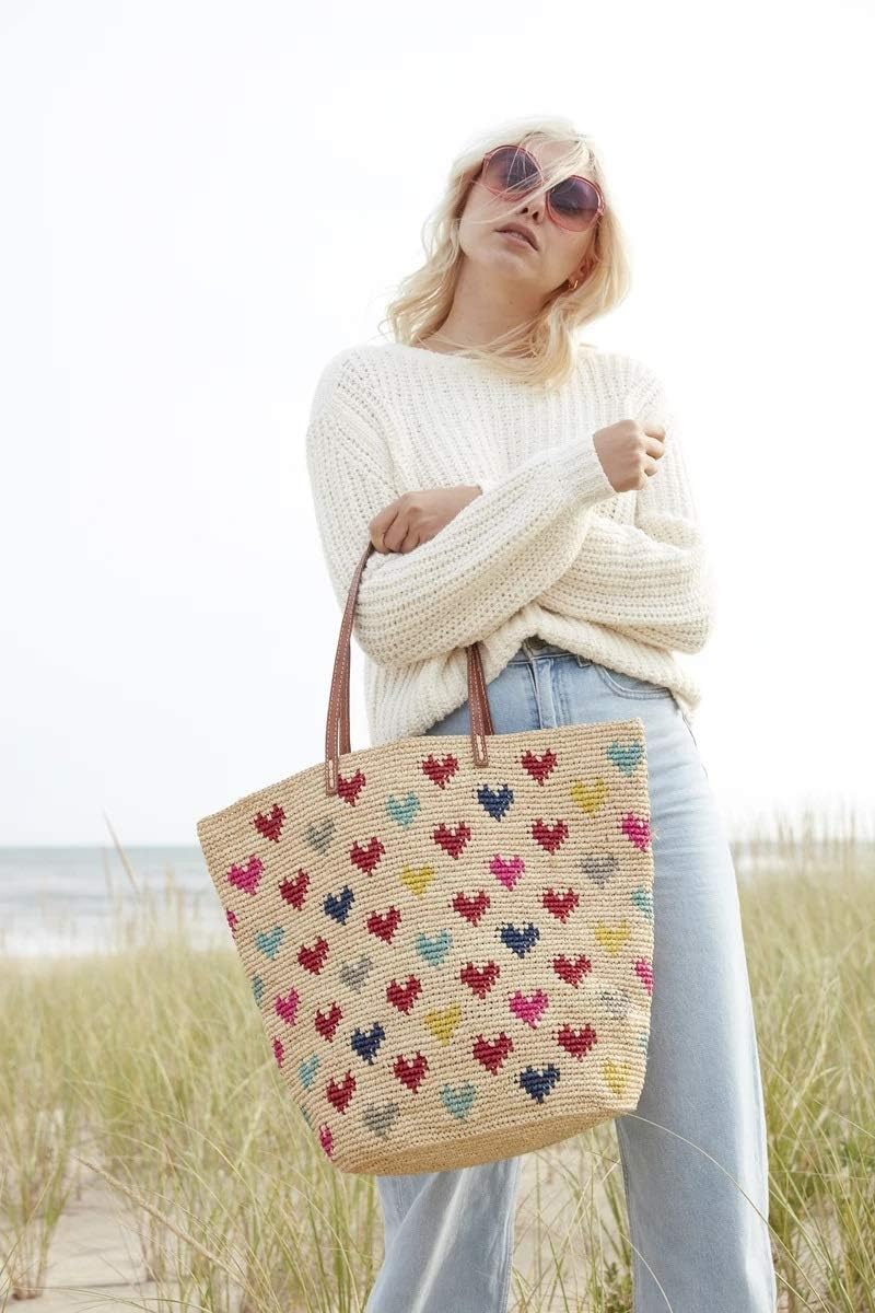 MAR Y SOL Amelie Hearts Crocheted Raffia Straw Carryall Tote Bag - Image 2