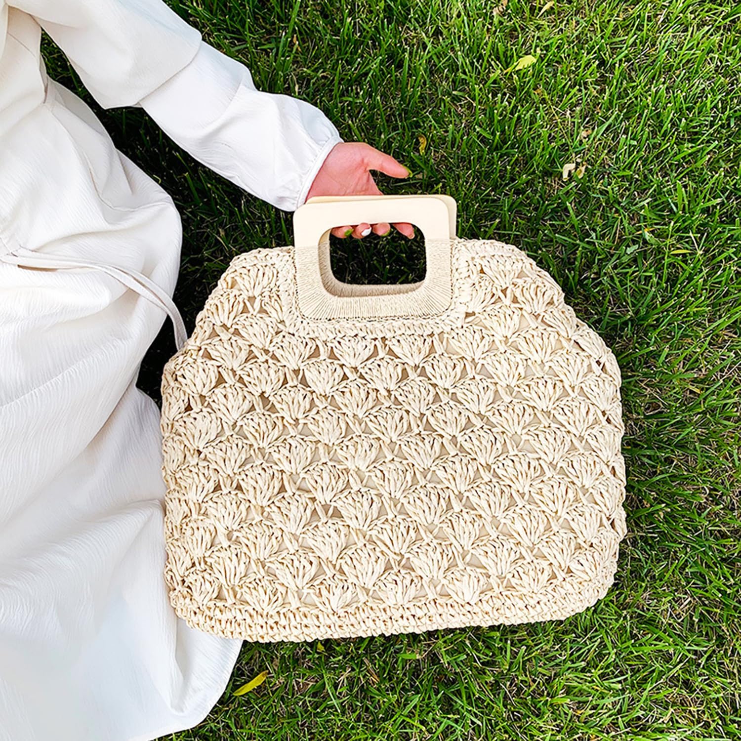 Straw Woven Tote Bag, Rattan Travel Beach Bag, Hand-Woven Hollow Handbag, Casual Retro Large Shoulder Bag, Summer Hobo Bag - Image 4