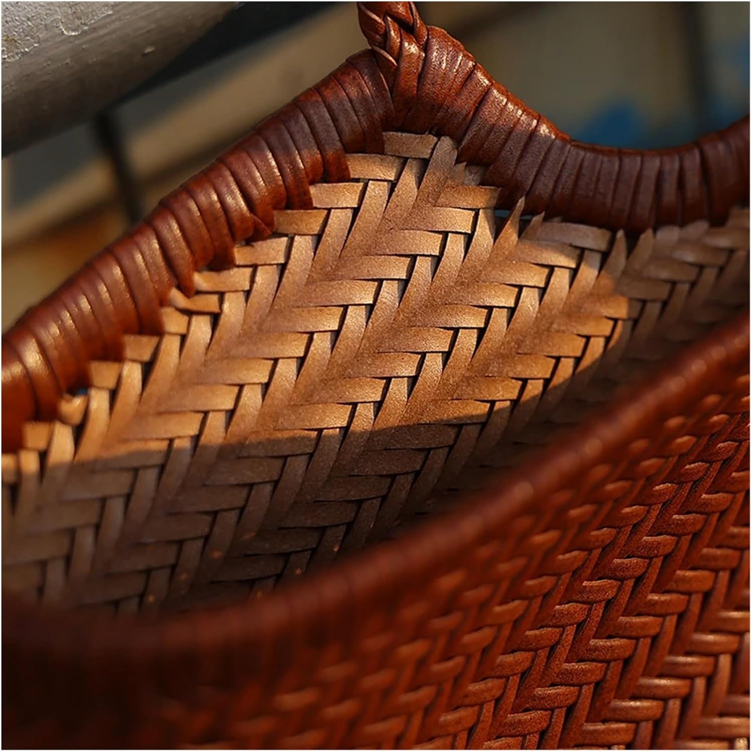 ULTFVPMQR Women's Spring and Summer French Retro Tote Bag Leather Woven Vegetable Basket Ins Irregular Shoulder Bag(Brown) - Image 3