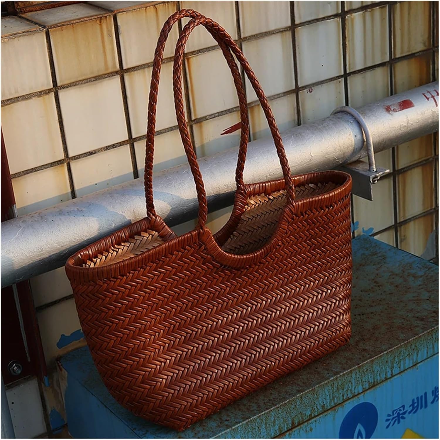 ULTFVPMQR Women's Spring and Summer French Retro Tote Bag Leather Woven Vegetable Basket Ins Irregular Shoulder Bag(Brown) - Image 2