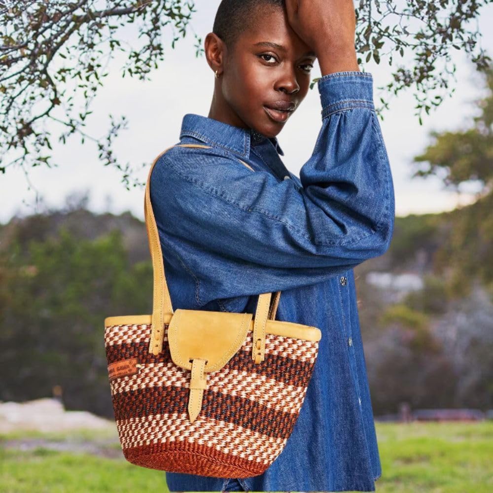 Waves on Earth Handmade Sisal Straw Tote Bag, Lightweight Market Basket with Leather Strap Handles and Button Closure, Large Straw Purse for Travel, Handmade Summer Beach Lifestyle Tote Handbag - Image 7